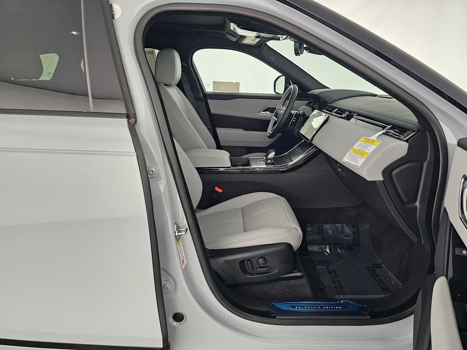 2026 Land Rover Range Rover Velar Belgravia Edition