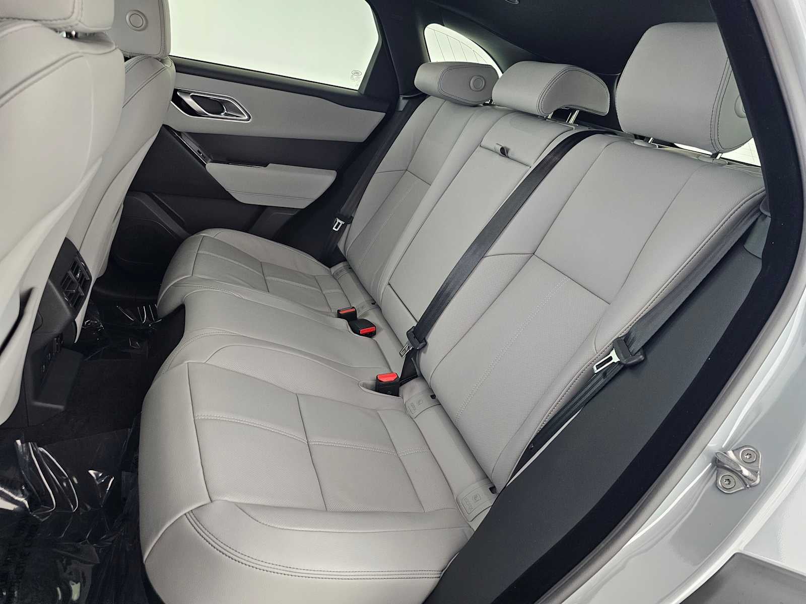 2026 Land Rover Range Rover Velar Belgravia Edition
