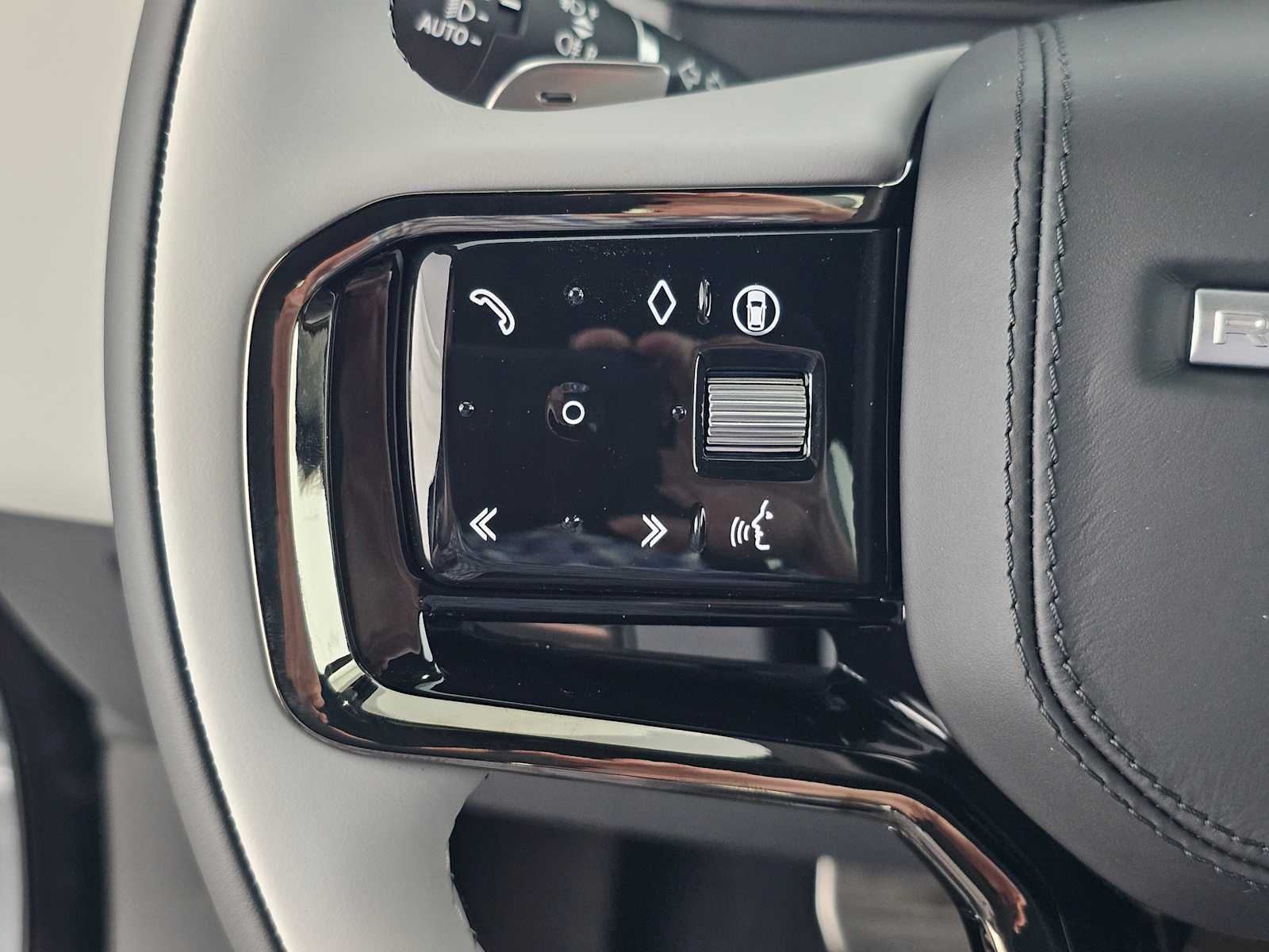 2026 Land Rover Range Rover Velar Belgravia Edition