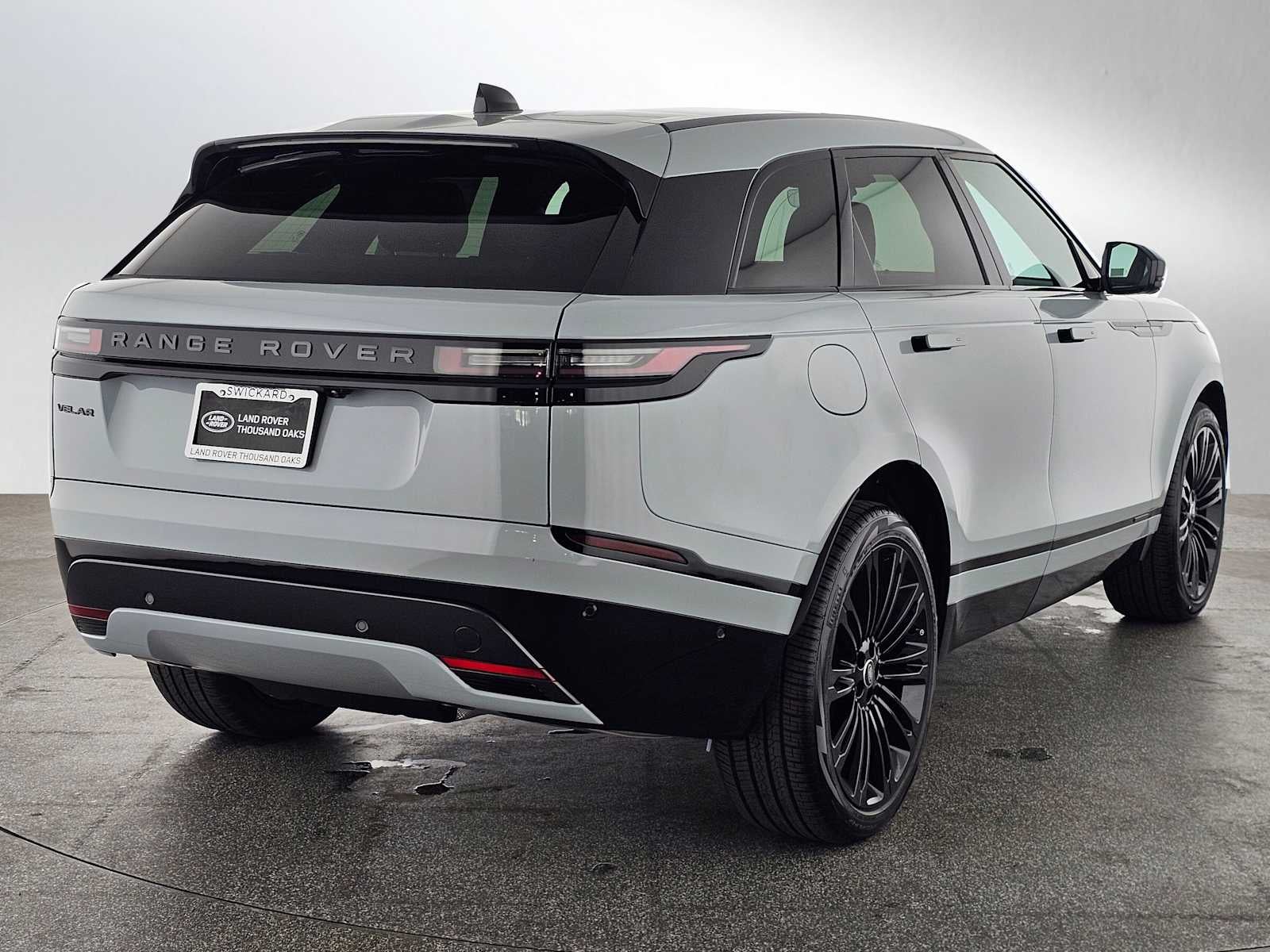 2026 Land Rover Range Rover Velar Belgravia Edition