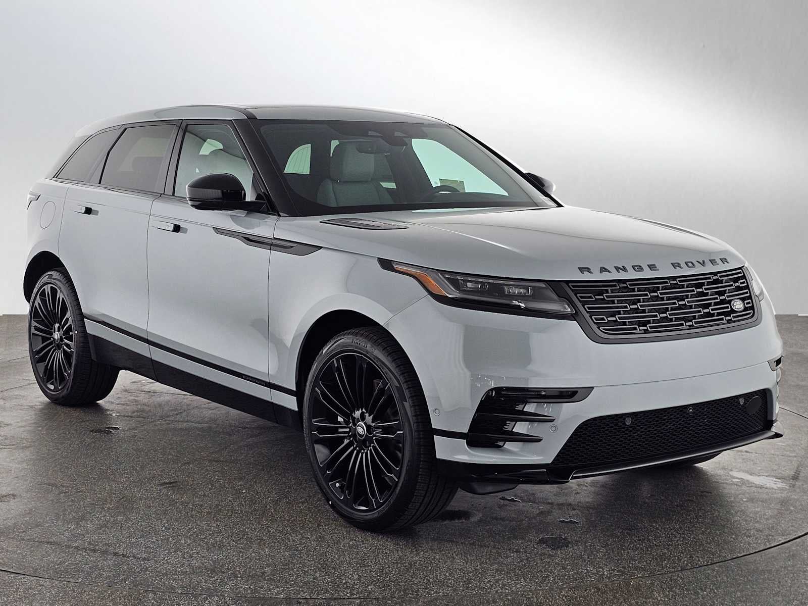 2026 Land Rover Range Rover Velar Belgravia Edition