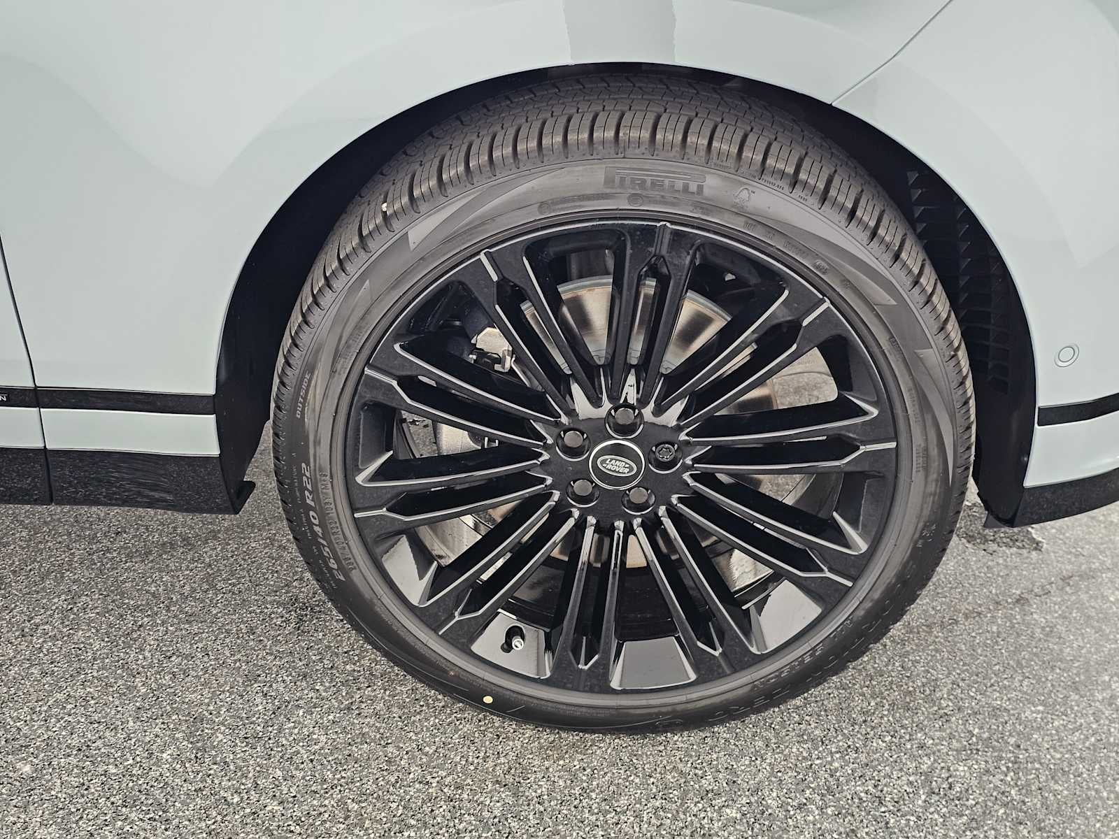 2026 Land Rover Range Rover Velar Belgravia Edition