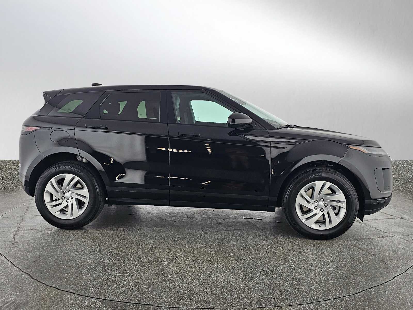 2026 Land Rover Range Rover Evoque Core S