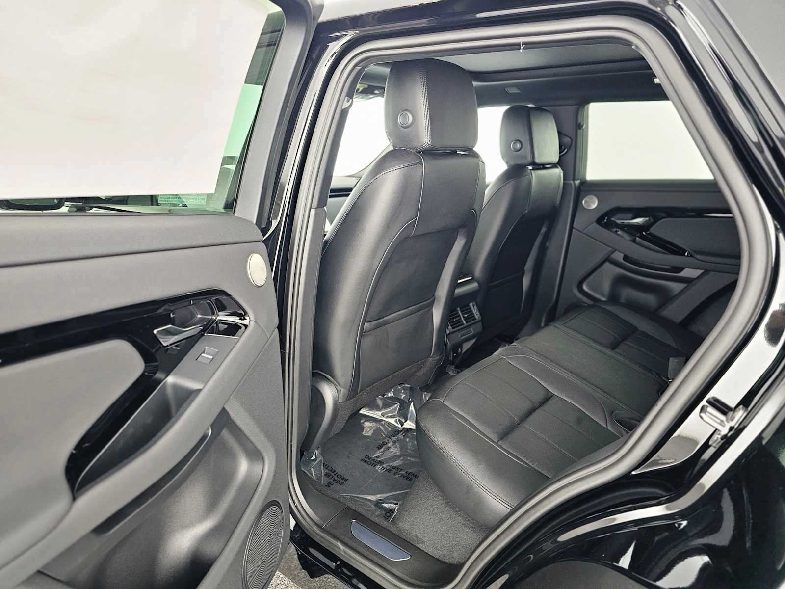2026 Land Rover Range Rover Evoque Dynamic SE