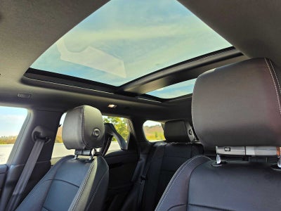 2026 Land Rover Range Rover Evoque Hoxton Edition