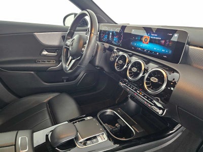 2020 Mercedes-Benz A 220 A 220