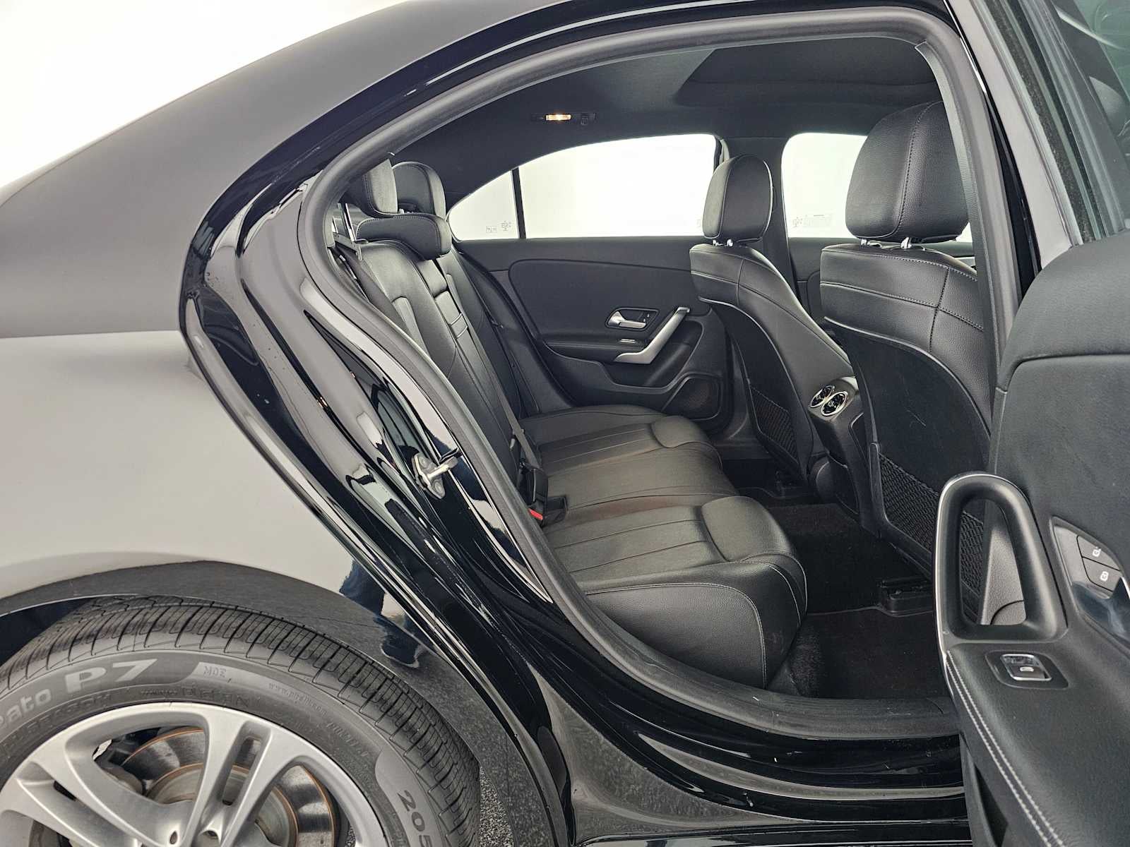 2020 Mercedes-Benz A 220 A 220