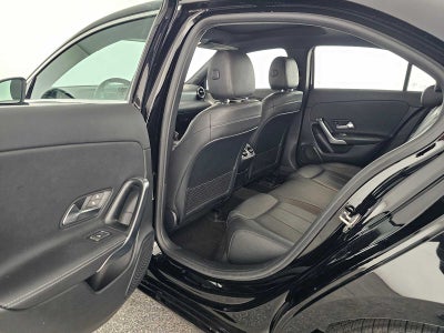 2020 Mercedes-Benz A 220 A 220