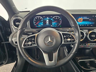 2020 Mercedes-Benz A 220 A 220