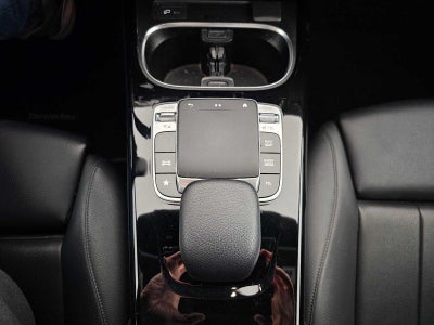2020 Mercedes-Benz A 220 A 220