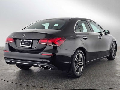 2020 Mercedes-Benz A 220 A 220