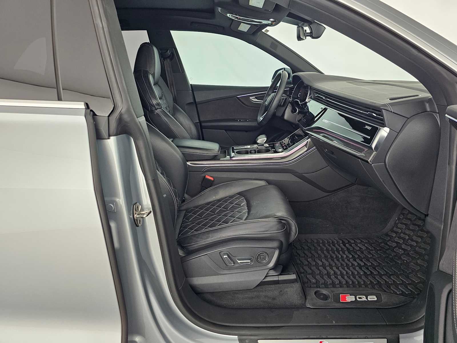 2023 Audi SQ8 Premium Plus