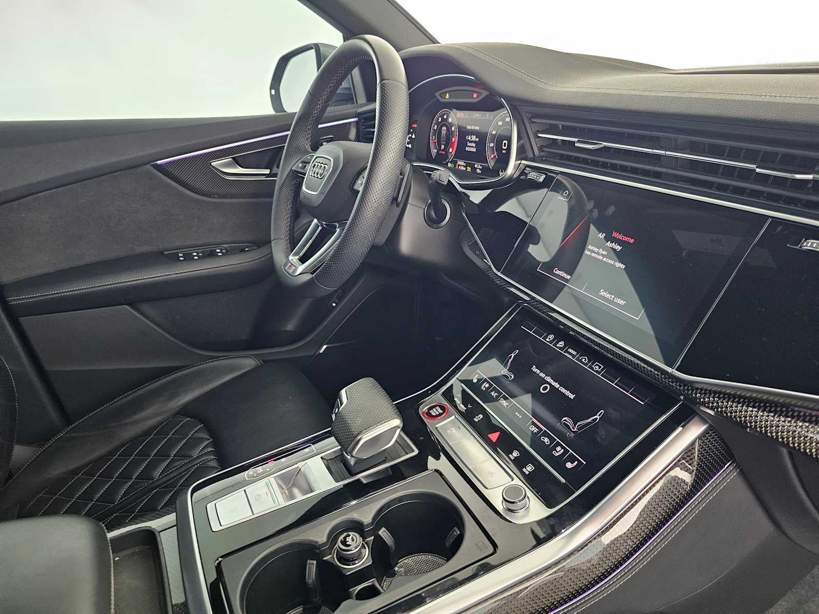 2023 Audi SQ8 Premium Plus