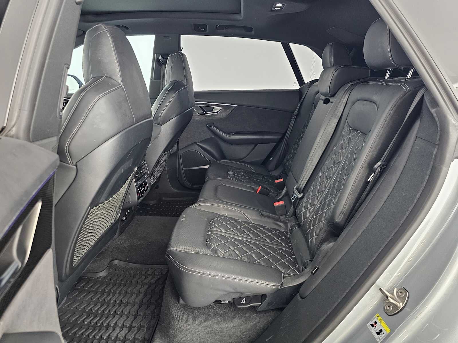 2023 Audi SQ8 Premium Plus