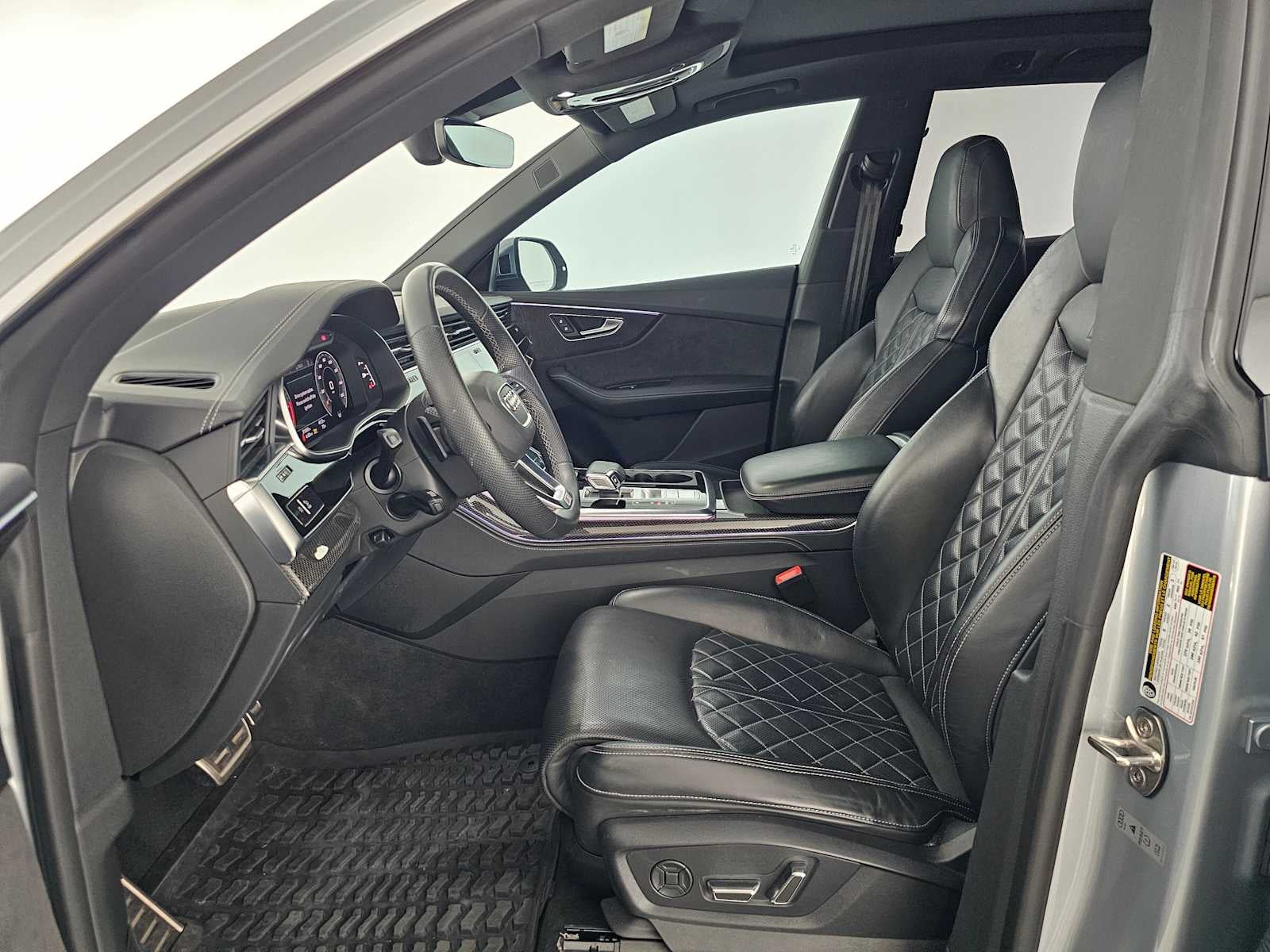 2023 Audi SQ8 Premium Plus
