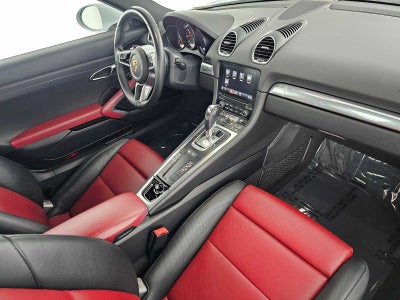 2022 Porsche 718 Cayman T