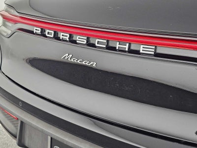 2023 Porsche Macan AWD