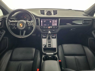 2023 Porsche Macan AWD