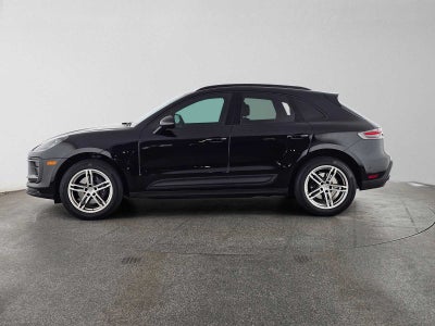 2023 Porsche Macan AWD