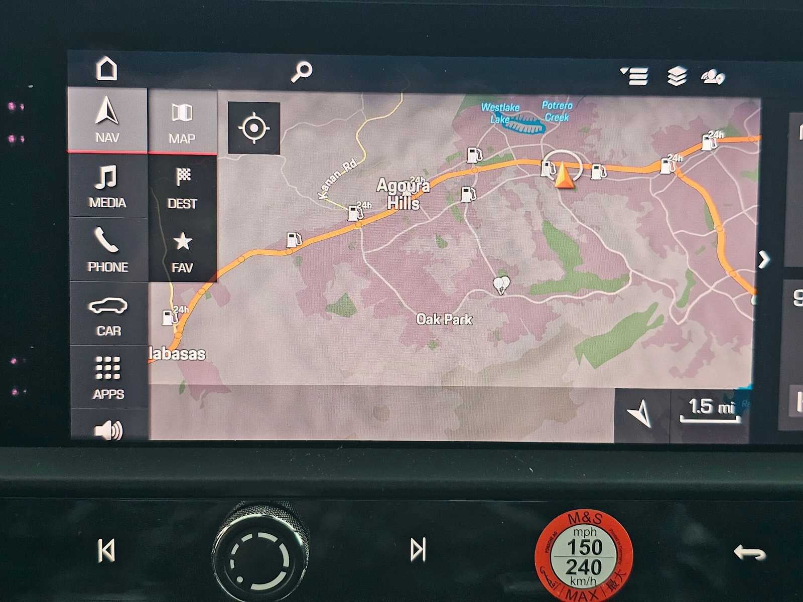 2023 Porsche Macan AWD