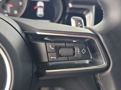 2023 Porsche Macan AWD