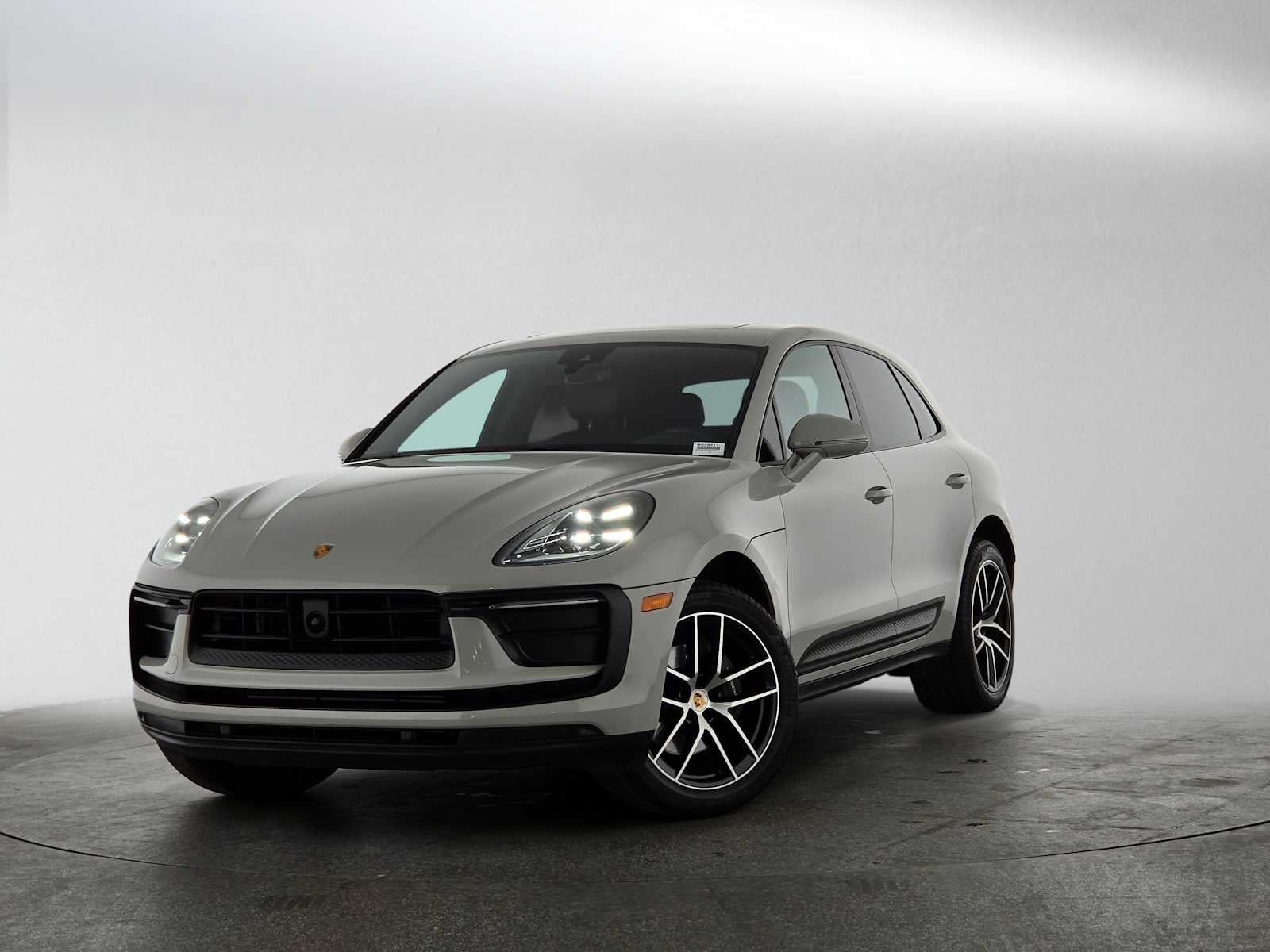 2024 Porsche Macan AWD