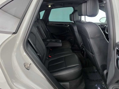 2024 Porsche Macan AWD