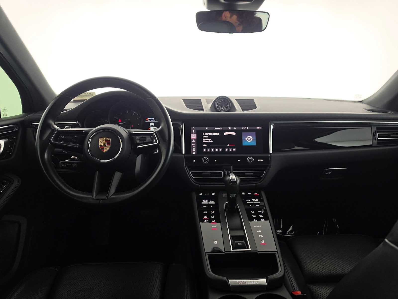 2024 Porsche Macan AWD