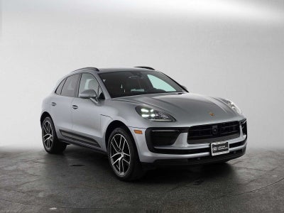 2025 Porsche Macan AWD