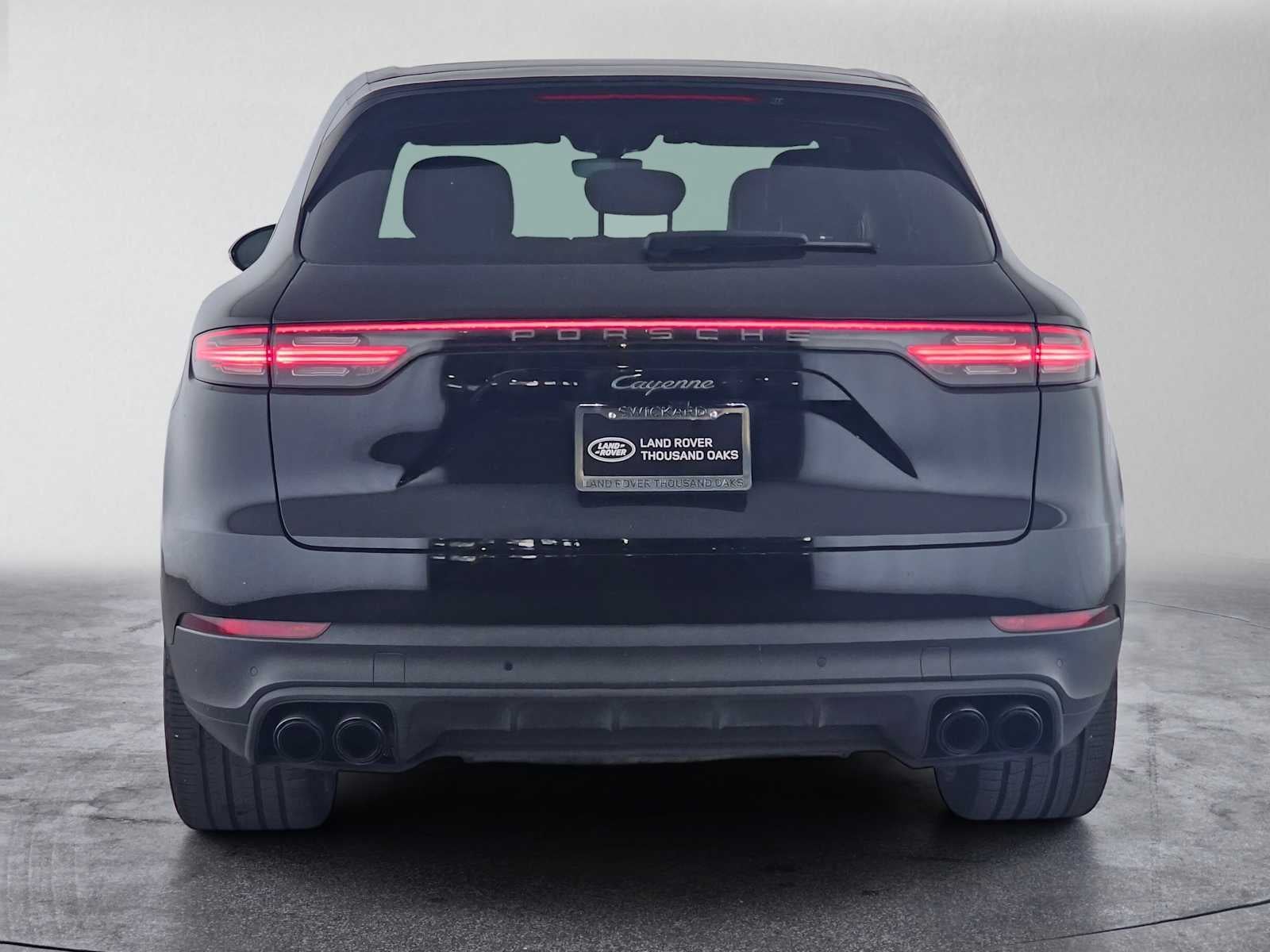 2023 Porsche Cayenne Platinum Edition