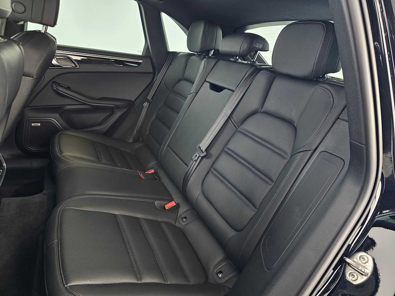 2024 Porsche Macan S