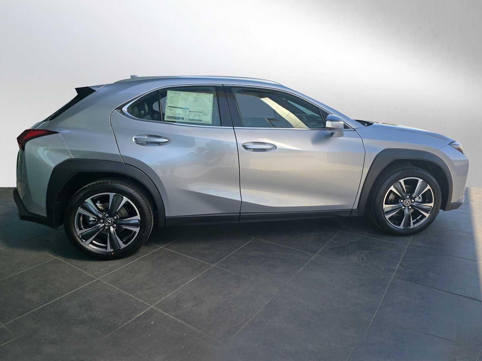 2026 Lexus UX 300h UX 300h