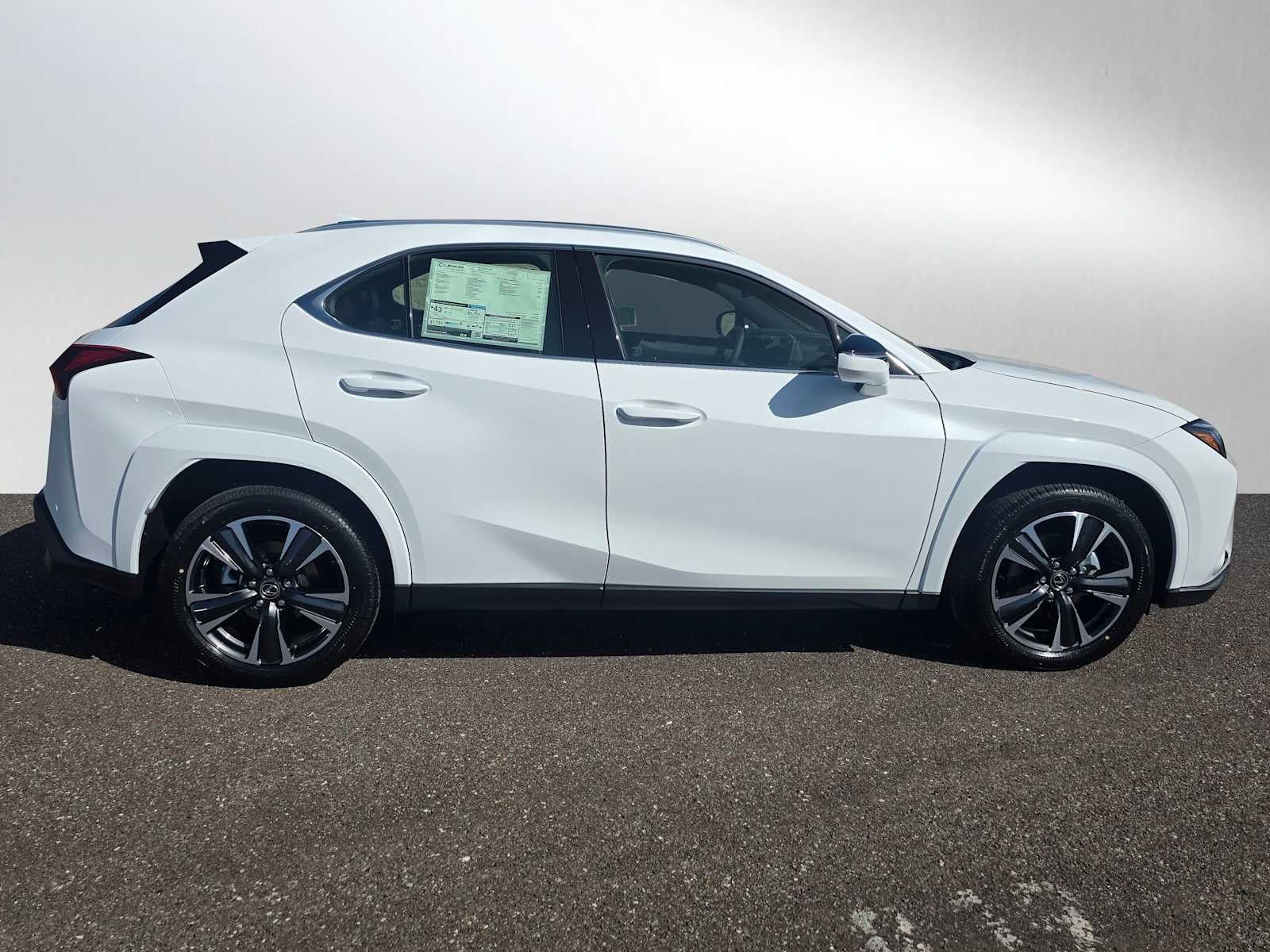 2026 Lexus UX 300h PREMIUM