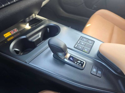 2026 Lexus UX 300h PREMIUM