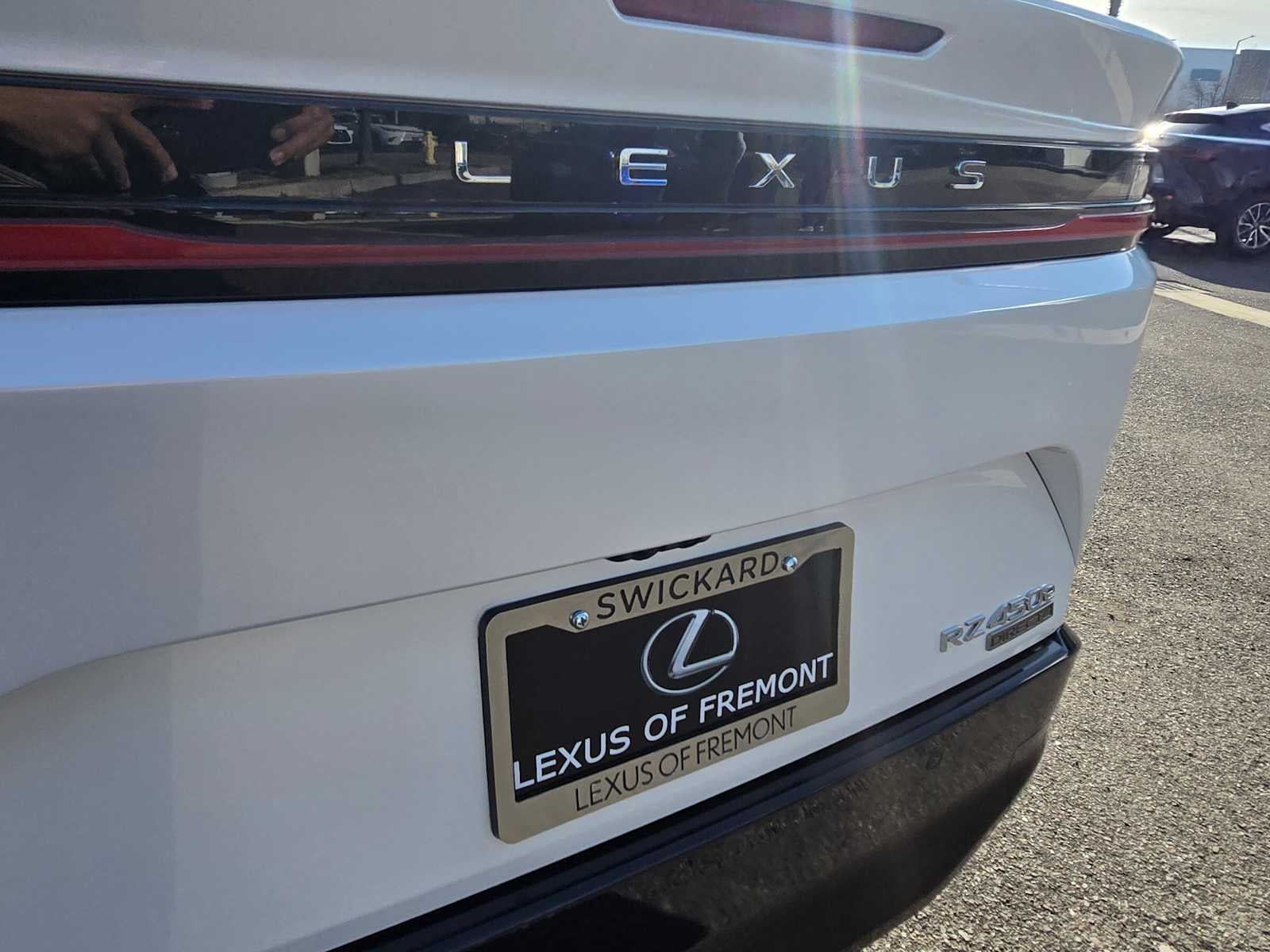 2026 Lexus RZ 450e PREMIUM AWD