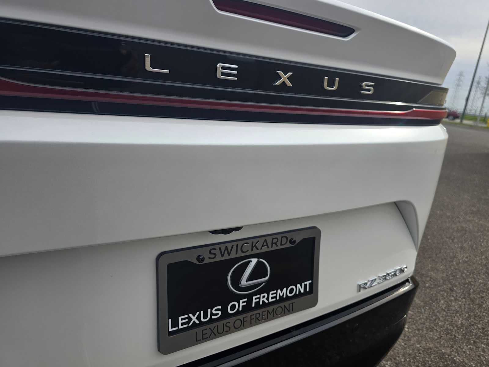 2026 Lexus RZ 350e PREMIUM