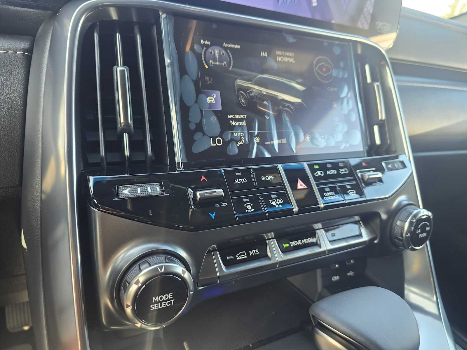 2026 Lexus LX 600 LUXURY