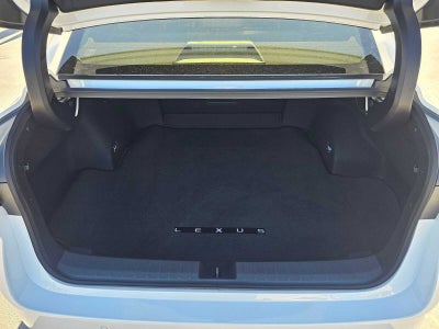 2026 Lexus ES 350e PREMIUM