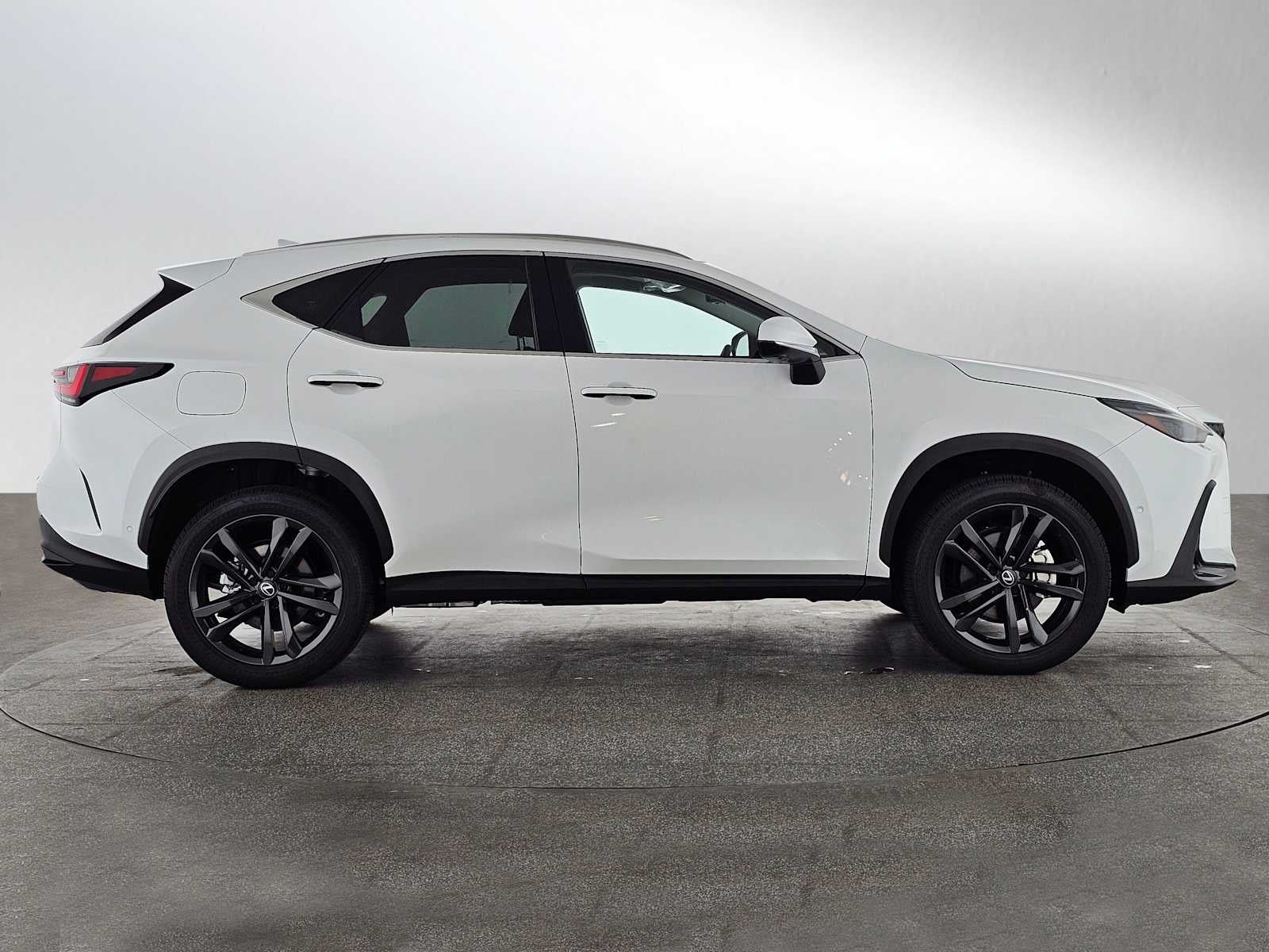 2026 Lexus NX 450h PLUS LUXURY AWD