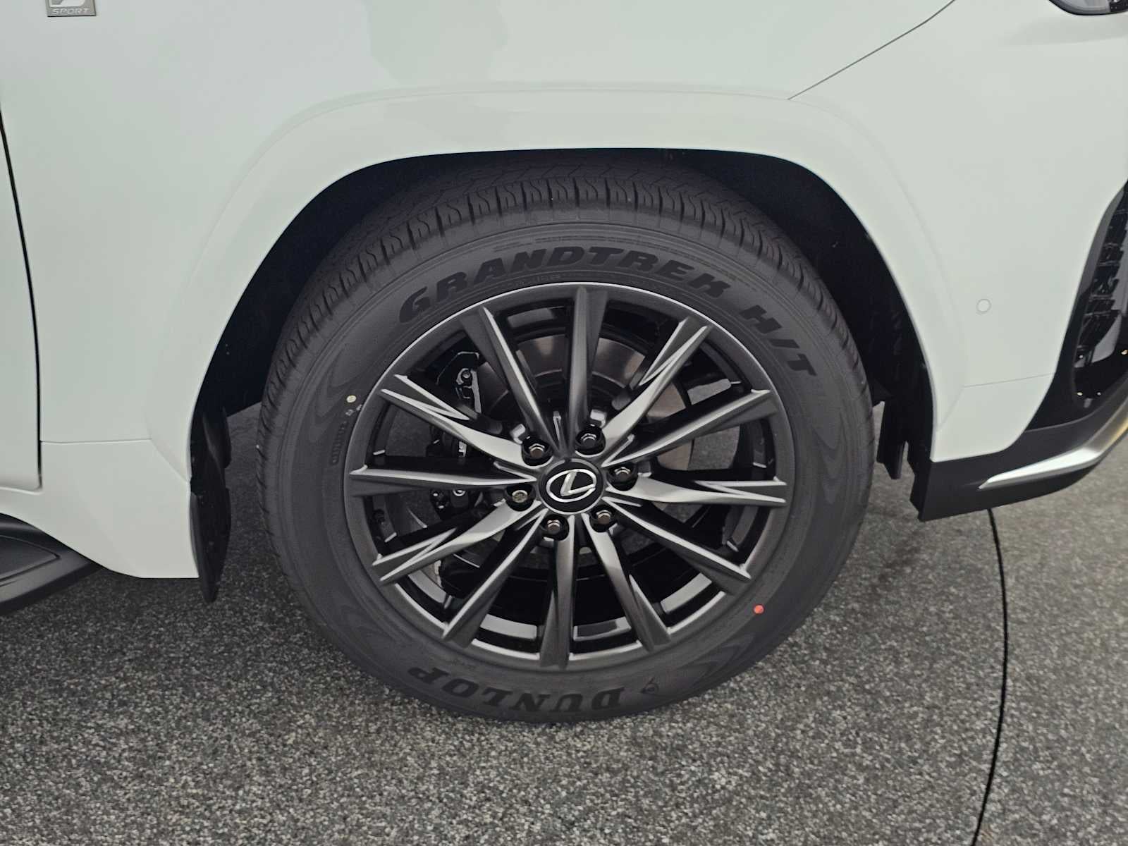 2026 Lexus LX 700h F SPORT HANDLING