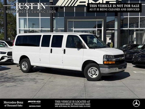 2022 Chevrolet Express Passenger LT