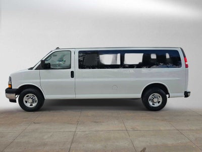 2022 Chevrolet Express Passenger LT