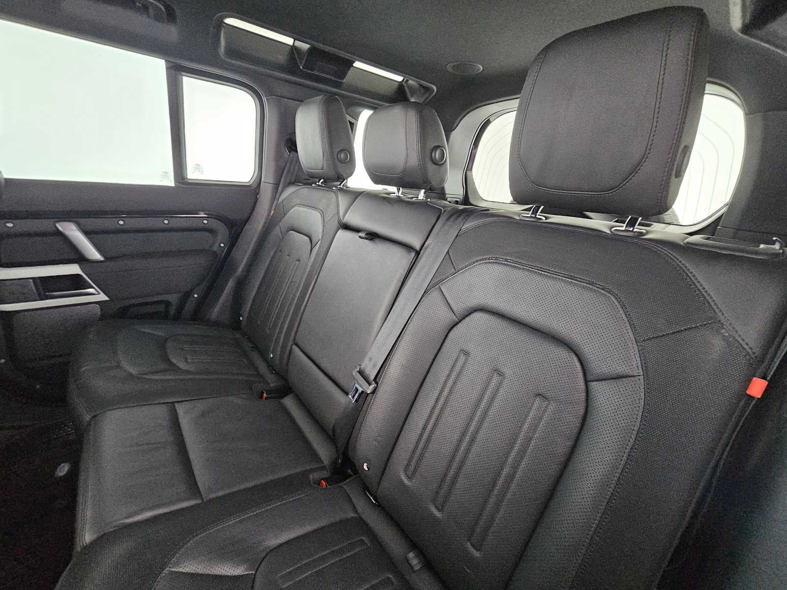 2022 Land Rover Defender X-Dynamic SE