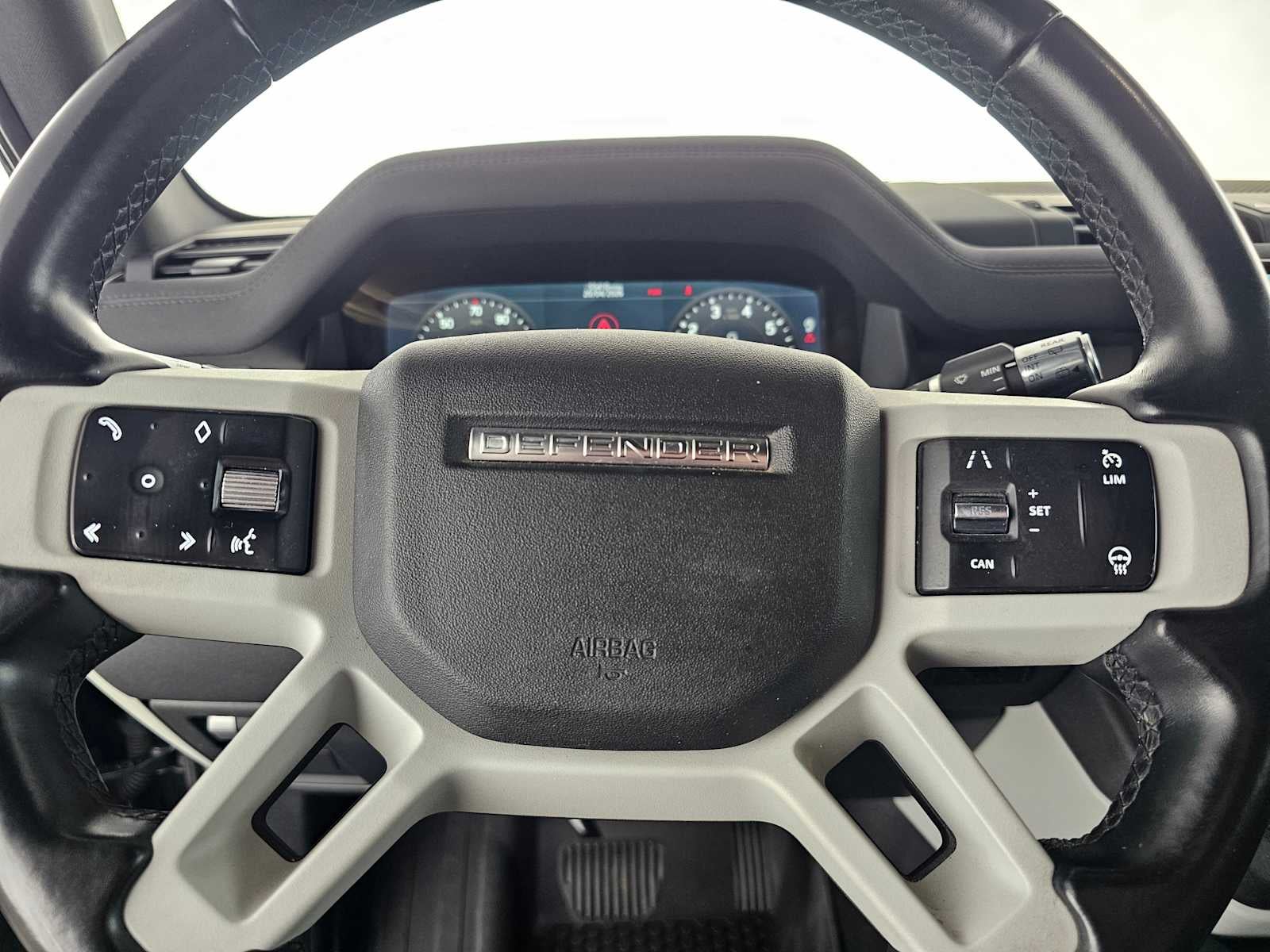 2022 Land Rover Defender X-Dynamic SE