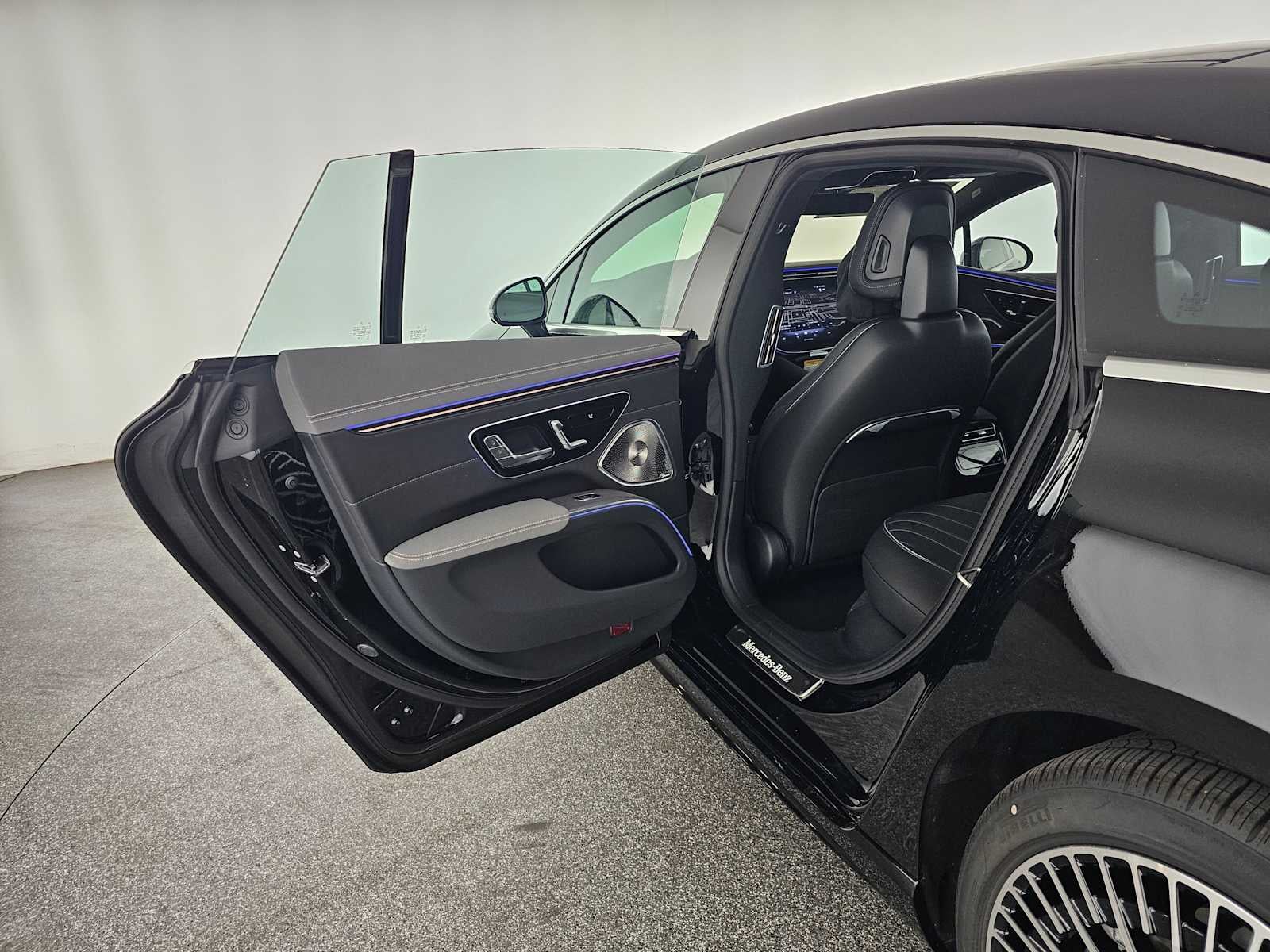 2026 Mercedes-Benz EQS 450 4MATIC® Sedan