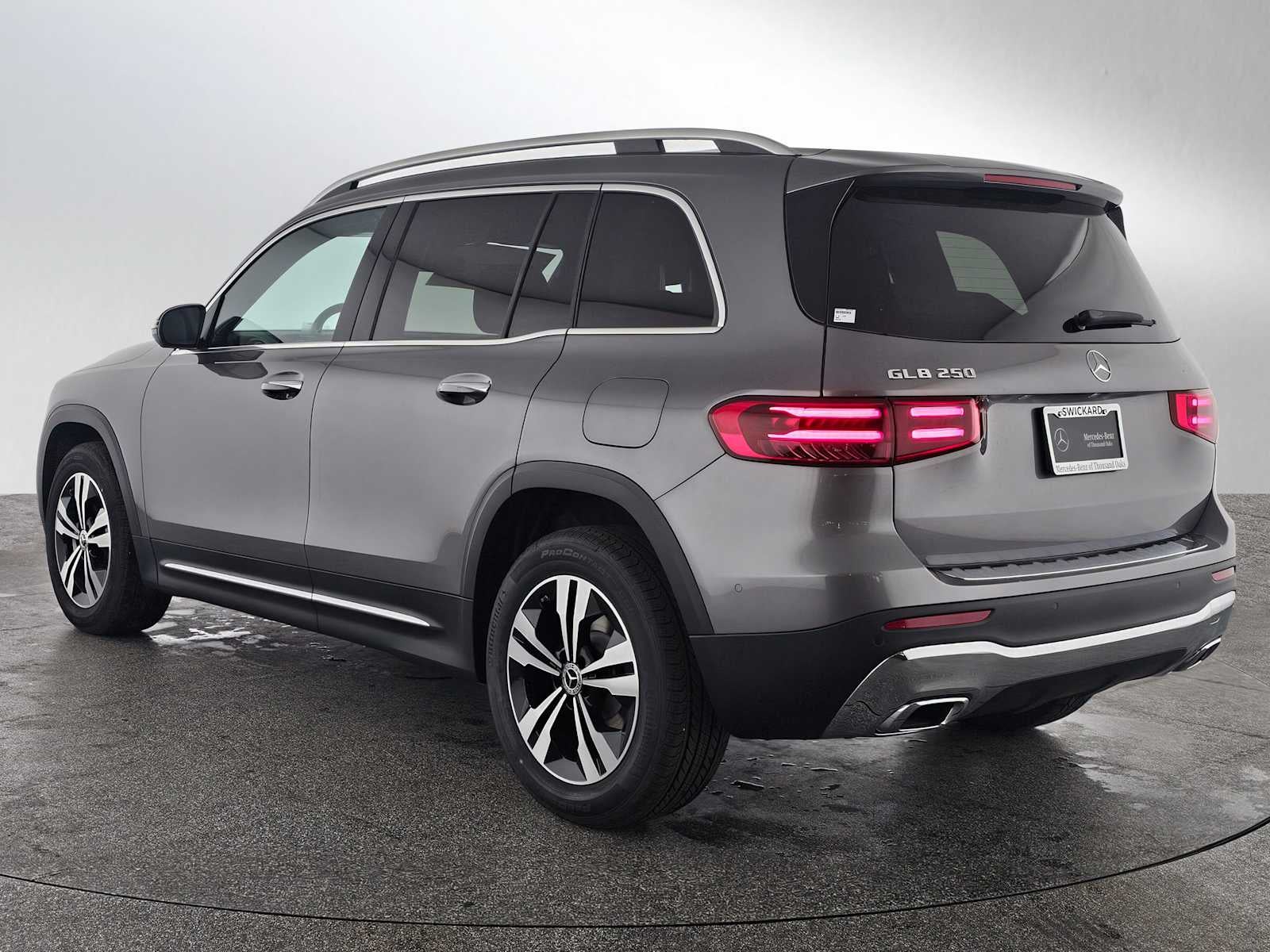 2026 Mercedes-Benz GLB 250 SUV