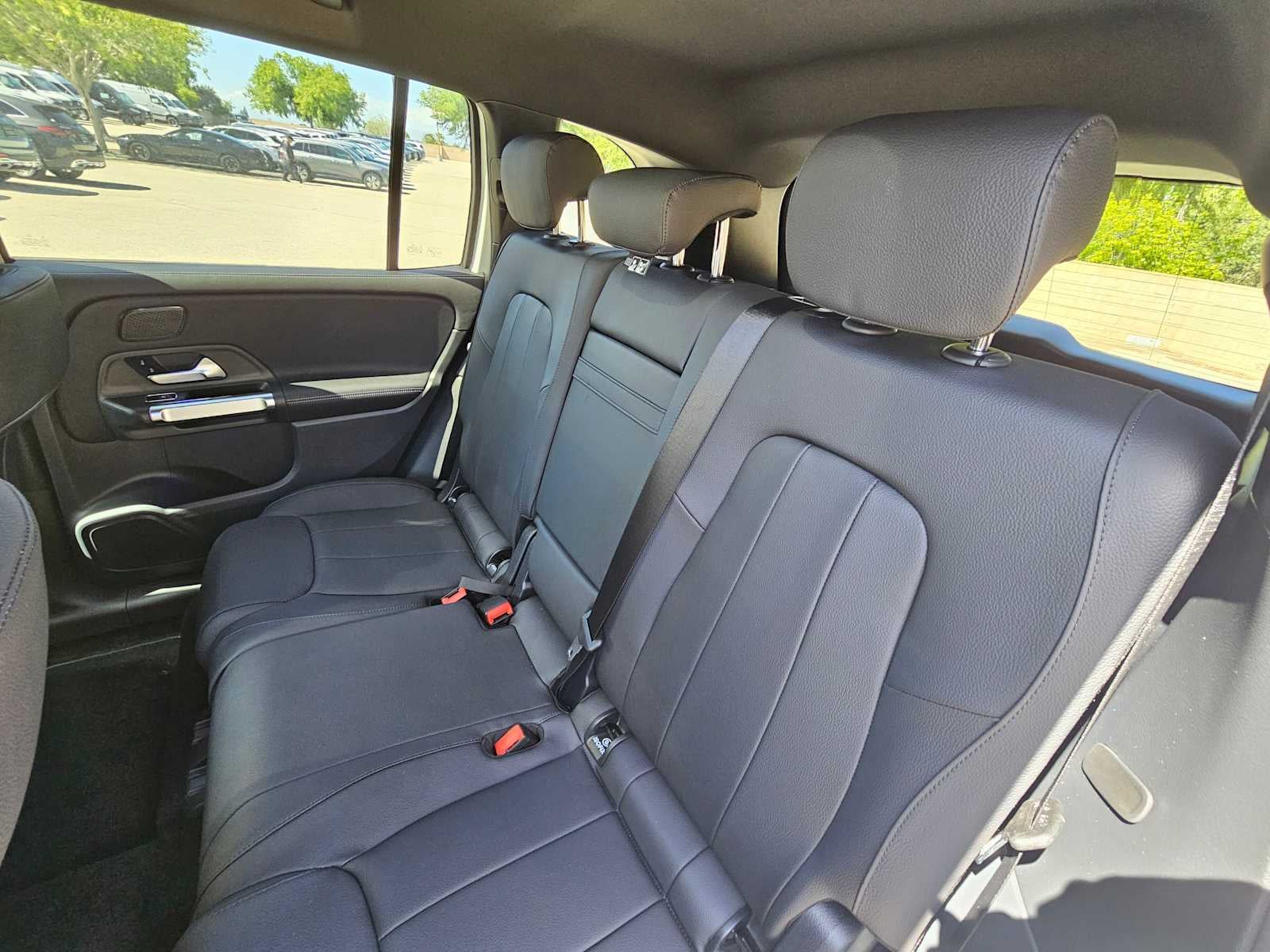 2026 Mercedes-Benz GLB 250 4MATIC® SUV
