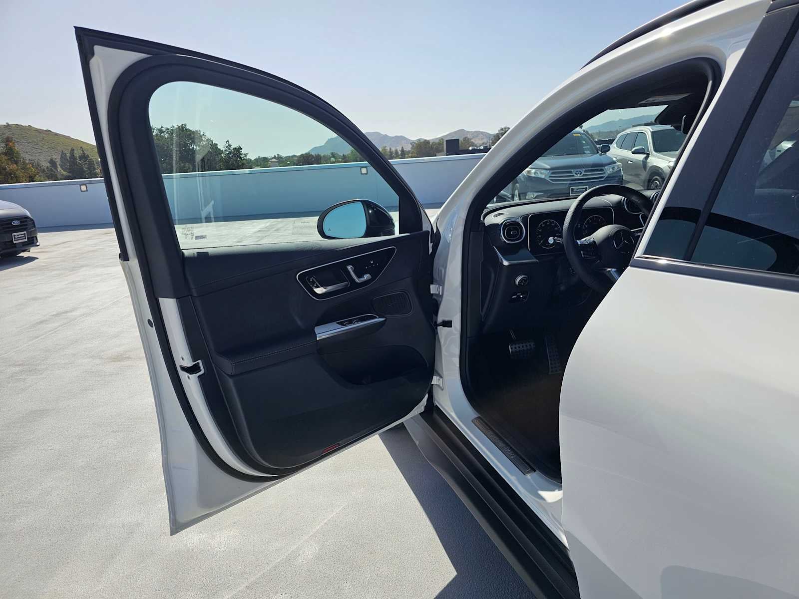 2026 Mercedes-Benz GLC 300 4MATIC® SUV