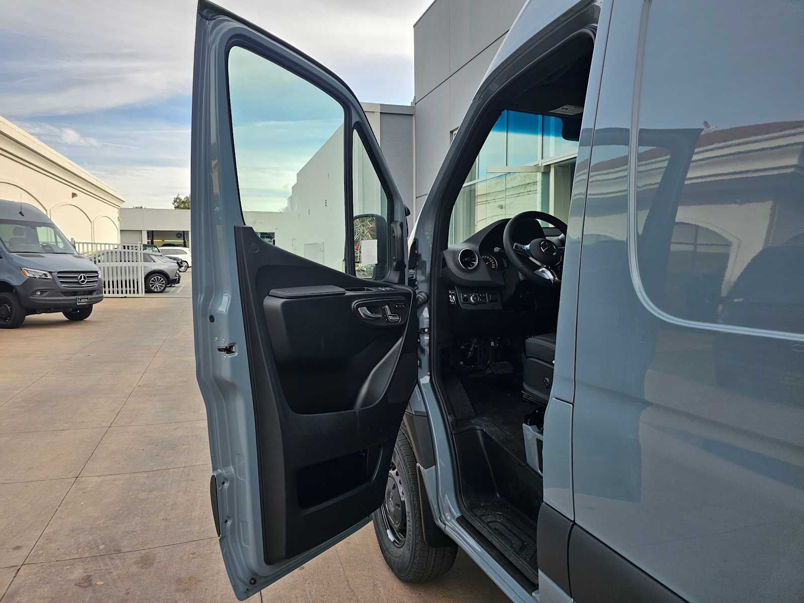 2026 Mercedes-Benz Sprinter 2500 High Roof I4 Diesel HO 170" AWD