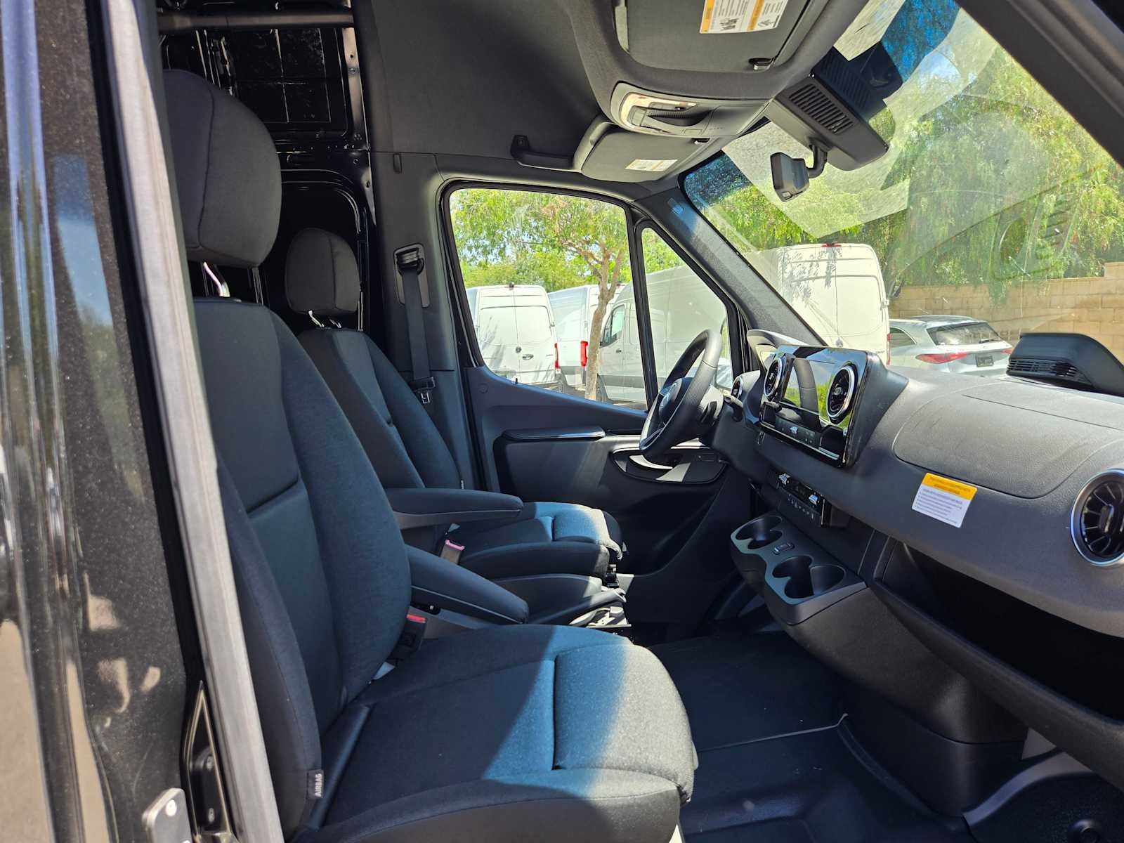 2025 Mercedes-Benz Sprinter 3500XD High Roof I4 Diesel HO 170" Extended RWD